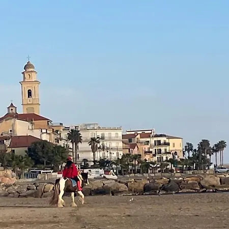 Brezza Marina Διαμέρισμα Santo Stefano al Mare