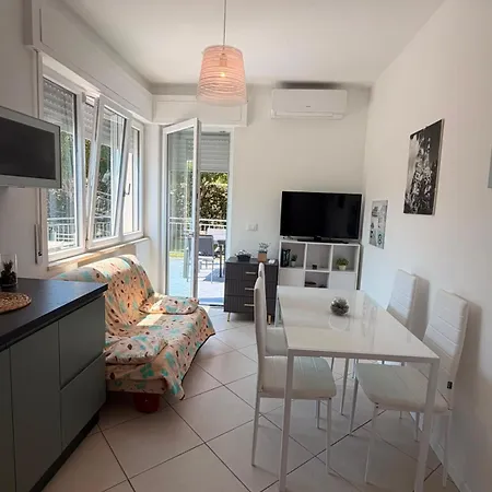 Brezza Marina Apartamento *